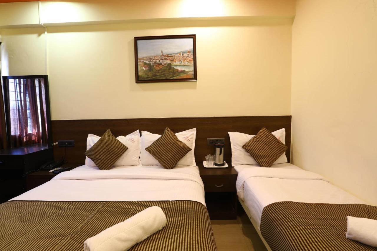 Hotel Sona Panaji Luaran gambar