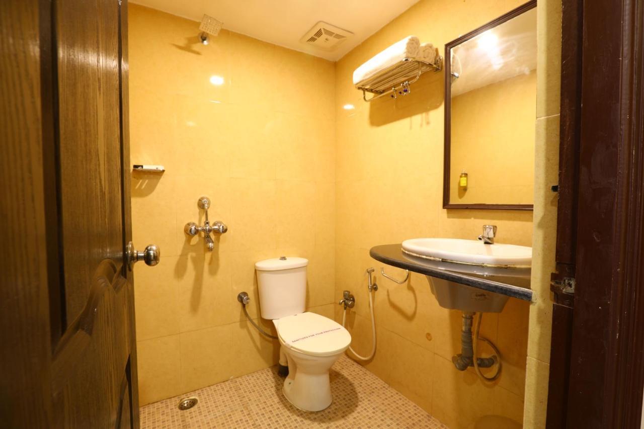Hotel Sona Panaji Luaran gambar
