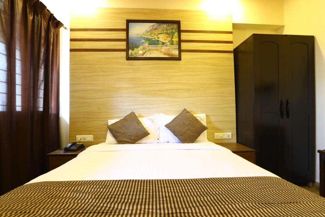 Hotel Sona Panaji Luaran gambar